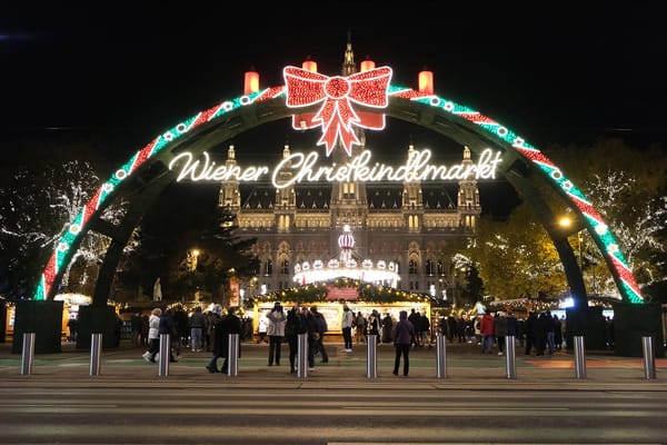 Christmas Market at City Hall